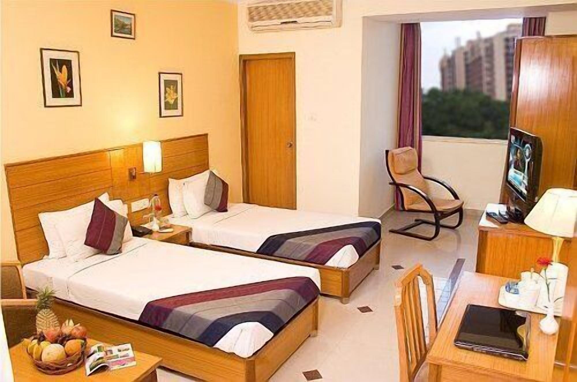 Ramanashree Brunton Hotel Bangalore Exterior photo