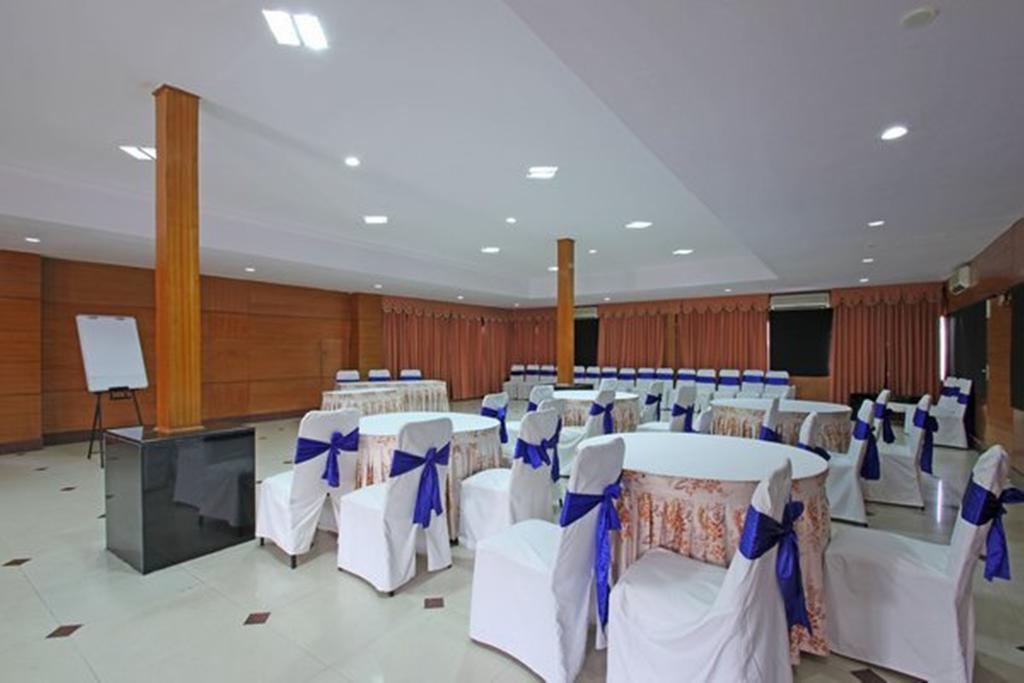 Ramanashree Brunton Hotel Bangalore Exterior photo